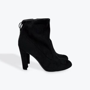 Marc Fisher Black Suede Block‎ Heel Ankle Boots Women's Size 7M  Accent